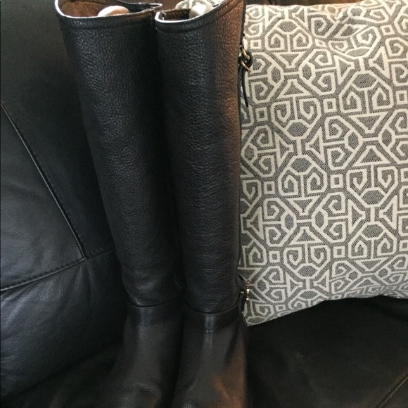 Gorgeous Tory Burch Black Leather Boots - Picture 1 of 8